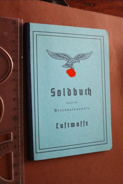 Reprint pay book of the Luftwaffe unused